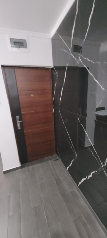 Andi 2-Apartament Băile Herculane Eksteriør billede